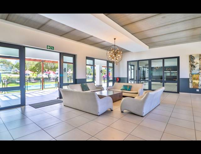2 BEDROOM APARTMENT FOR SALE IN GREENSTONE HILL